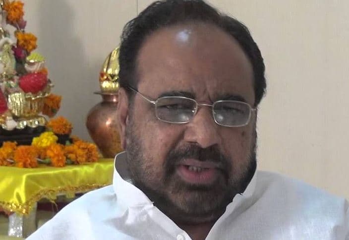 चर्चा में मंत्री जी का डॉक्टर की भर्ती का विज्ञापन, खुद की जेब से देंगे वेतन