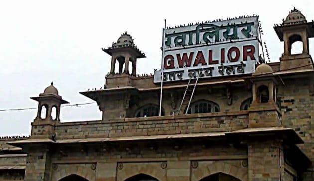 एक साल बाद खुलेगी रेलवे की जनरल विंडो, जाने किन ट्रेनों के लिए मिलेंगे टिकट
