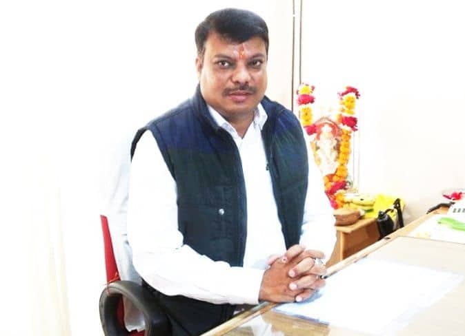 उमंग सिंघार का खुलासा- ज्योतिरादित्य सिंधिया ने दिया था 50 करोड़ और मंत्री पद का ऑफर