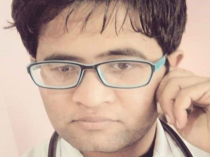 जिंदगी बचाने वाला योद्धा हार गया कोरोना से जंग, 26 साल के डॉ शुभम उपाध्याय का इलाज के दौरान निधन