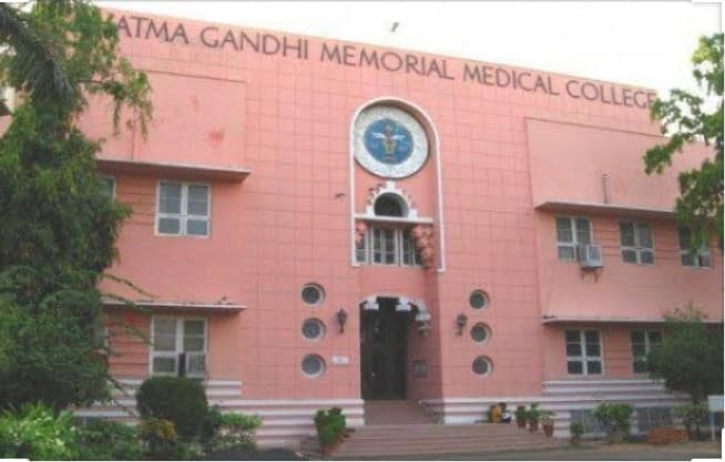 अच्छी खबर : इंदौर में कोरोना का नया ट्रेंड, हर्ड इम्युनिटी की ओर बढ़ रहा है शहर