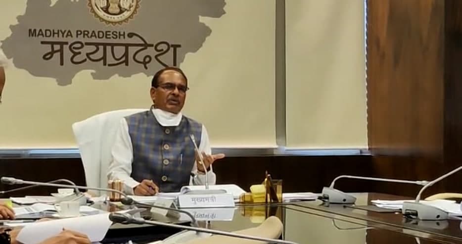 Corona Alert: 8 मार्च से MP के इन जिलों में लग सकता है नाइट कर्फ्यू, CM ने दिए संकेत