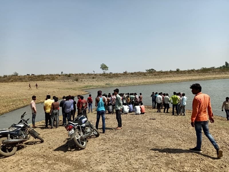 Mandsaur News: मातम में बदली खुशियां, होली के बाद नहाने गए 2 छात्रों की डूबने से मौत