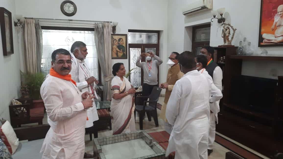 दमोह उपचुनाव: राहुल लोधी ने भरा नामांकन, सीएम रहे मौजूद, चुनाव से पहले किया बड़ा दावा
