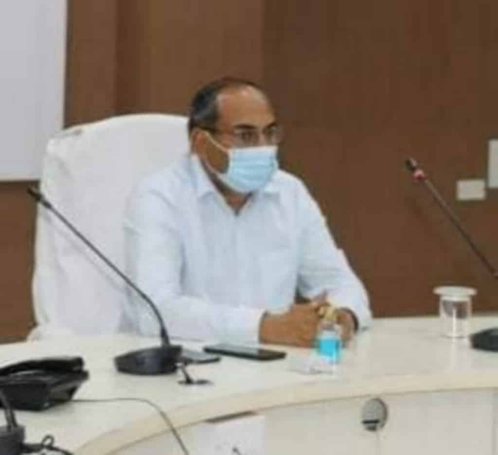 होशंगाबाद- कलेक्टर ने रेमडेसिवीर की कालाबाजारी रोकने बनाया मजबूत सिस्टम