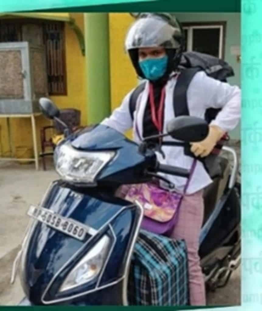 डॉक्टर प्रज्ञा ने 180 किलोमीटर का सफर स्कूटी से तय किया, सीएम शिवराज ने कहा गर्व है