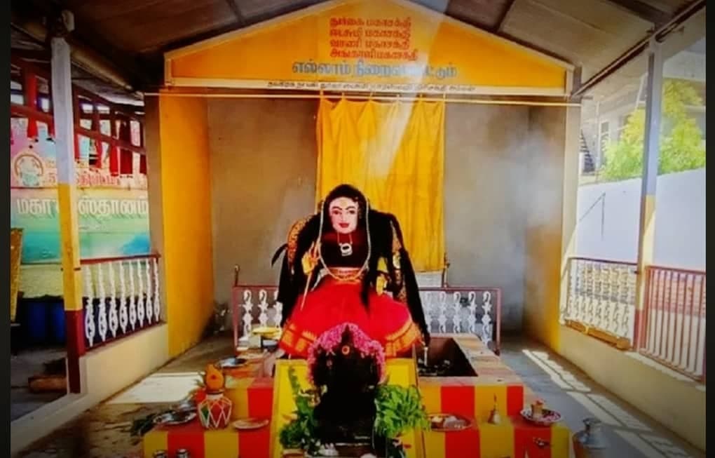यहां बना कोरोना देवी का मंदिर, प्राण प्रतिष्ठा की गई, दोनों समय नियम से होती है पूजा