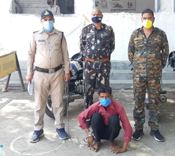 शिवपुरी : पुलिस के हत्थे चढ़ा स्थाई वारंटी, चोर गिरोह भी गिरफ्तार
