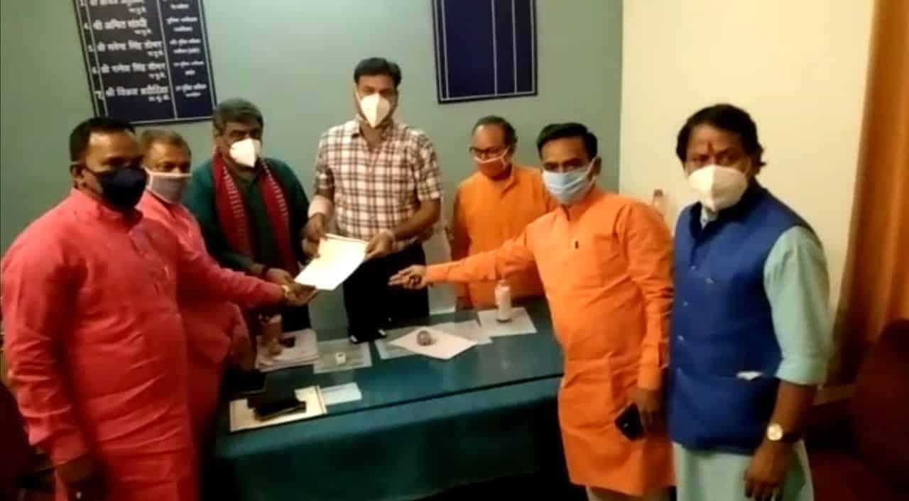 पुलिस के पास पहुंची भाजपा, कमलनाथ पर राष्ट्रद्रोह का मुकदमा चलाने की मांग