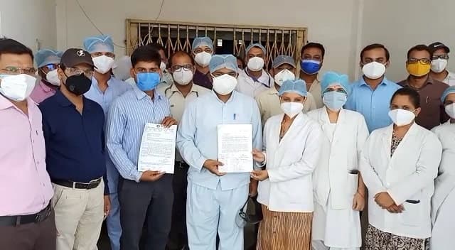 आयुष चिकित्सक, पैरामेडिकल स्टाफ ने दी अनिश्चितकालीन हड़ताल की चेतावनी