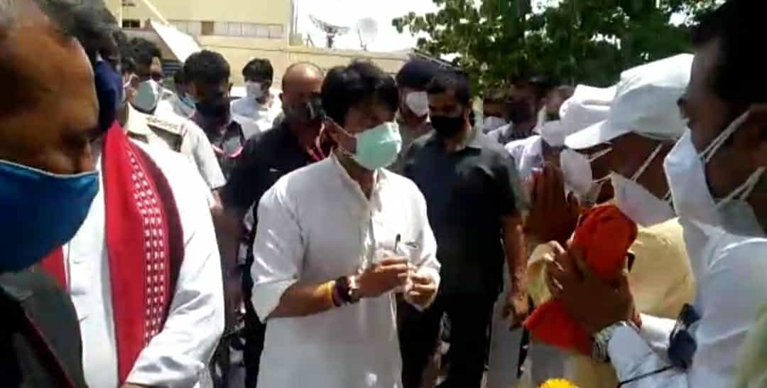 महिला SDO पर हमले पर भड़के सिंधिया, अवैध उत्खनन को लेकर कही ये बड़ी बात