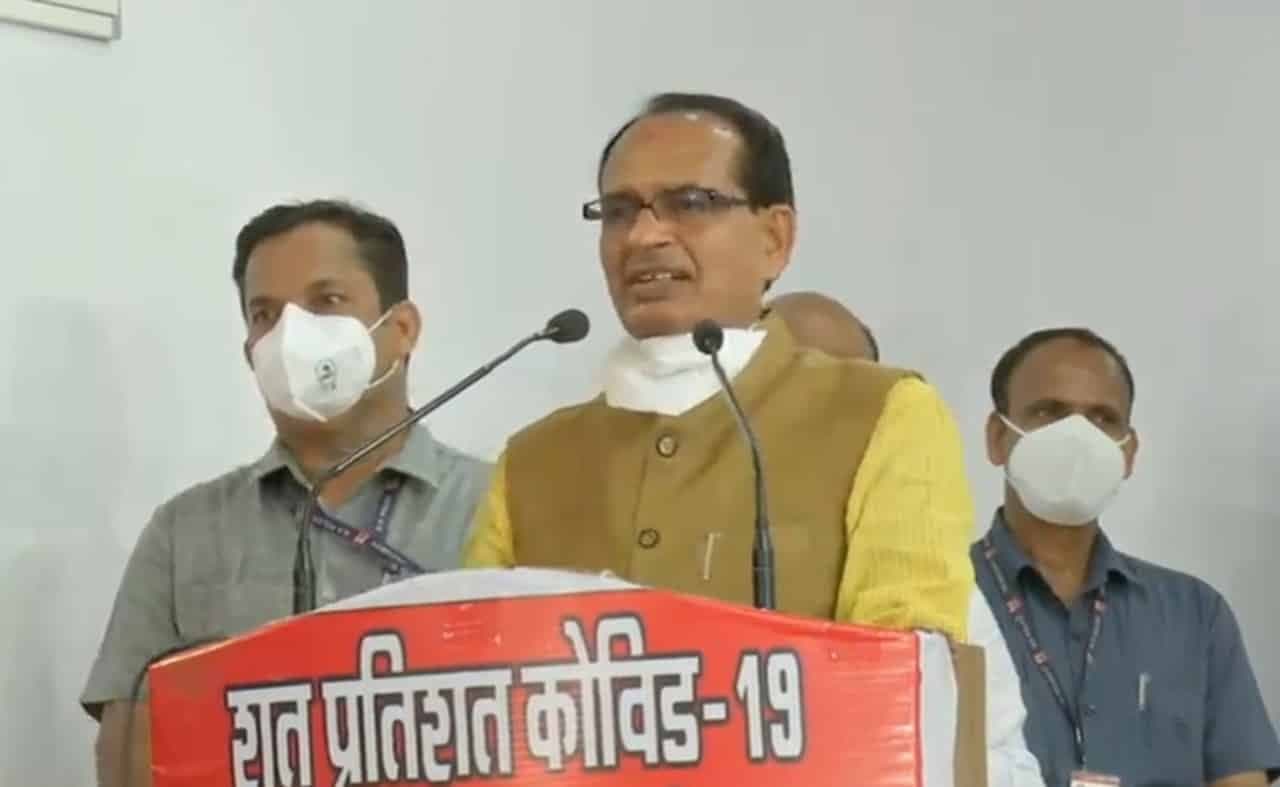 राहुल गांधी के ट्वीट पर राजनीति गर्माई, सीएम शिवराज ने कहा-“अज्ञानता के लिए कोई वैक्सीन नहीं बनी”