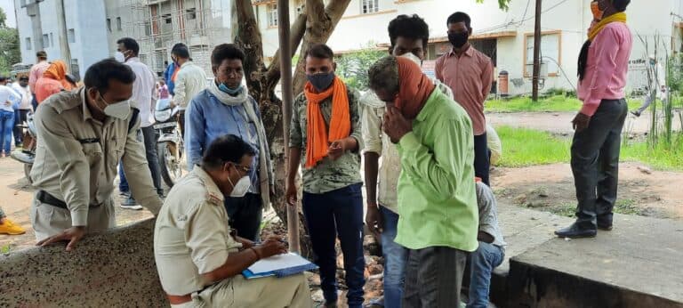 Jabalpur : नदी में तैरती मिली वृद्धा की लाश, परिजनों ने लगाए हत्या के आरोप