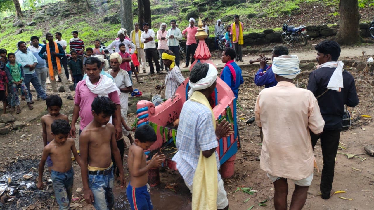 MP के इस क्षेत्र में बारिश के लिए ग्रामीण वर्षों से अपना रहे यह टोटका, इंद्रदेव को देते है ऐसी सजा