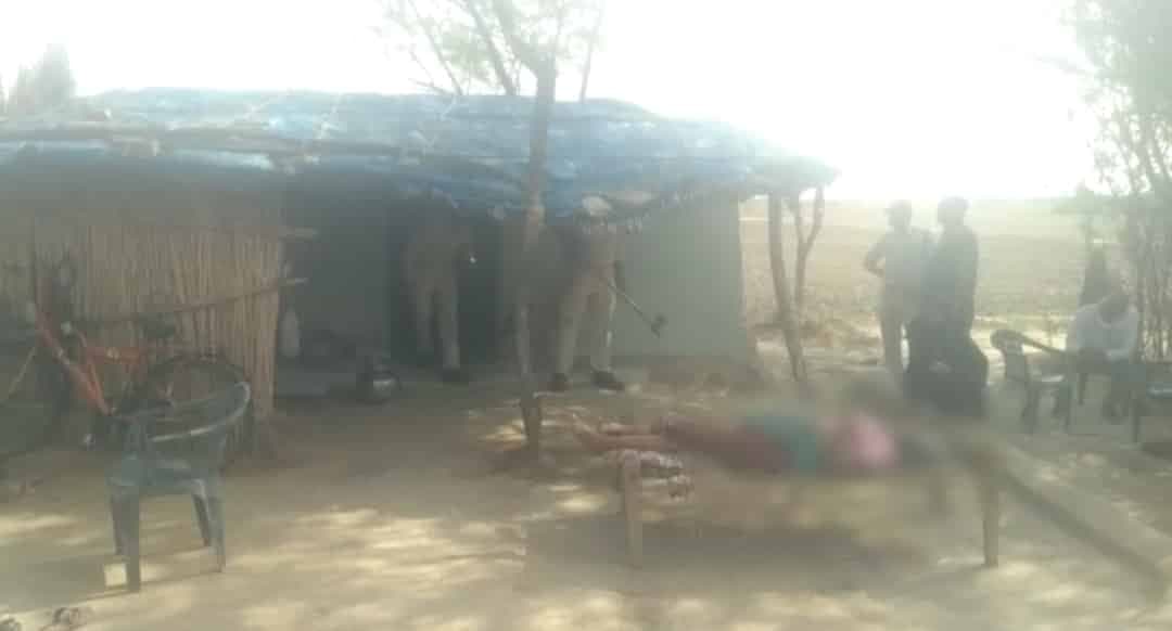Morena : सोते समय वृद्ध महिला पर कुल्हाड़ी से किया हमला, मौत