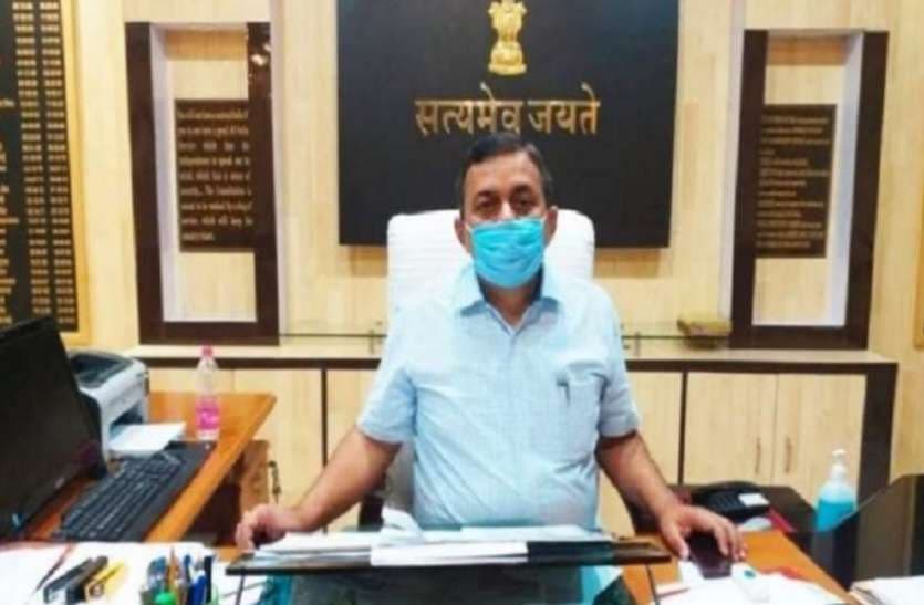 कर्मचारी-अधिकारियों को लेकर कलेक्टर का एक्शन- वेतन रोकने के निर्देश