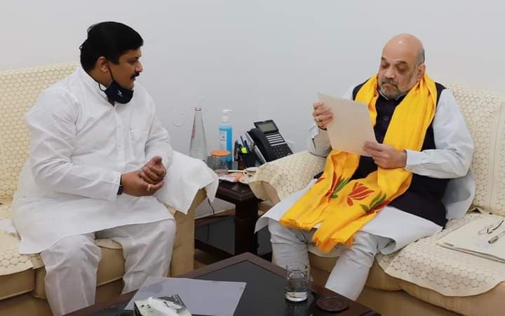 सांसद केपी यादव ने गृहमंत्री अमित शाह से की मुलाकात, बाढ़ प्रभावितों को शीघ्र मुआवजा देने की मांग
