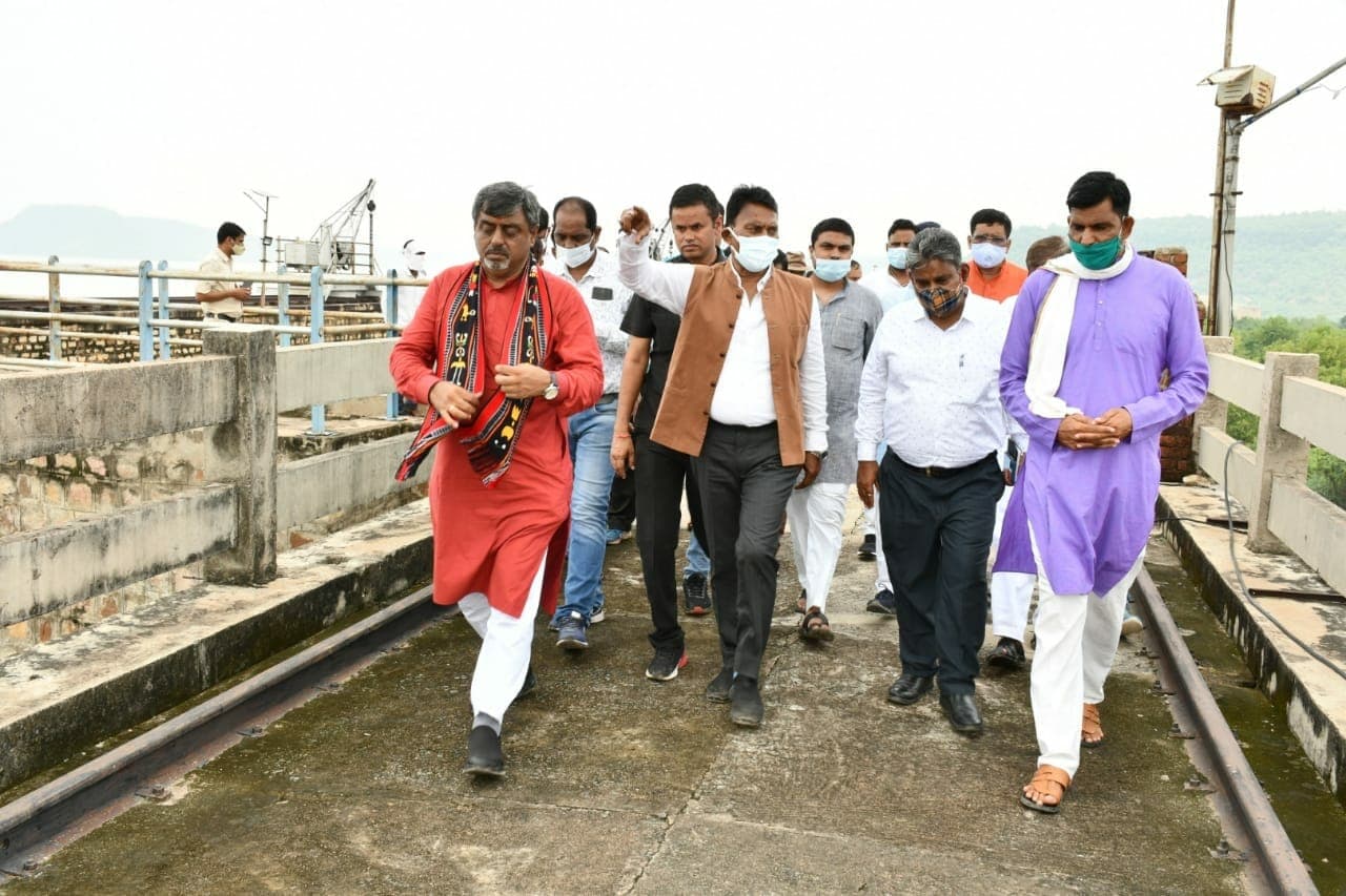 जल संसाधन मंत्री ने किया तिघरा बांध का निरीक्षण, जल क्षमता बढ़ाने की कार्ययोजना बनाने के निर्देश