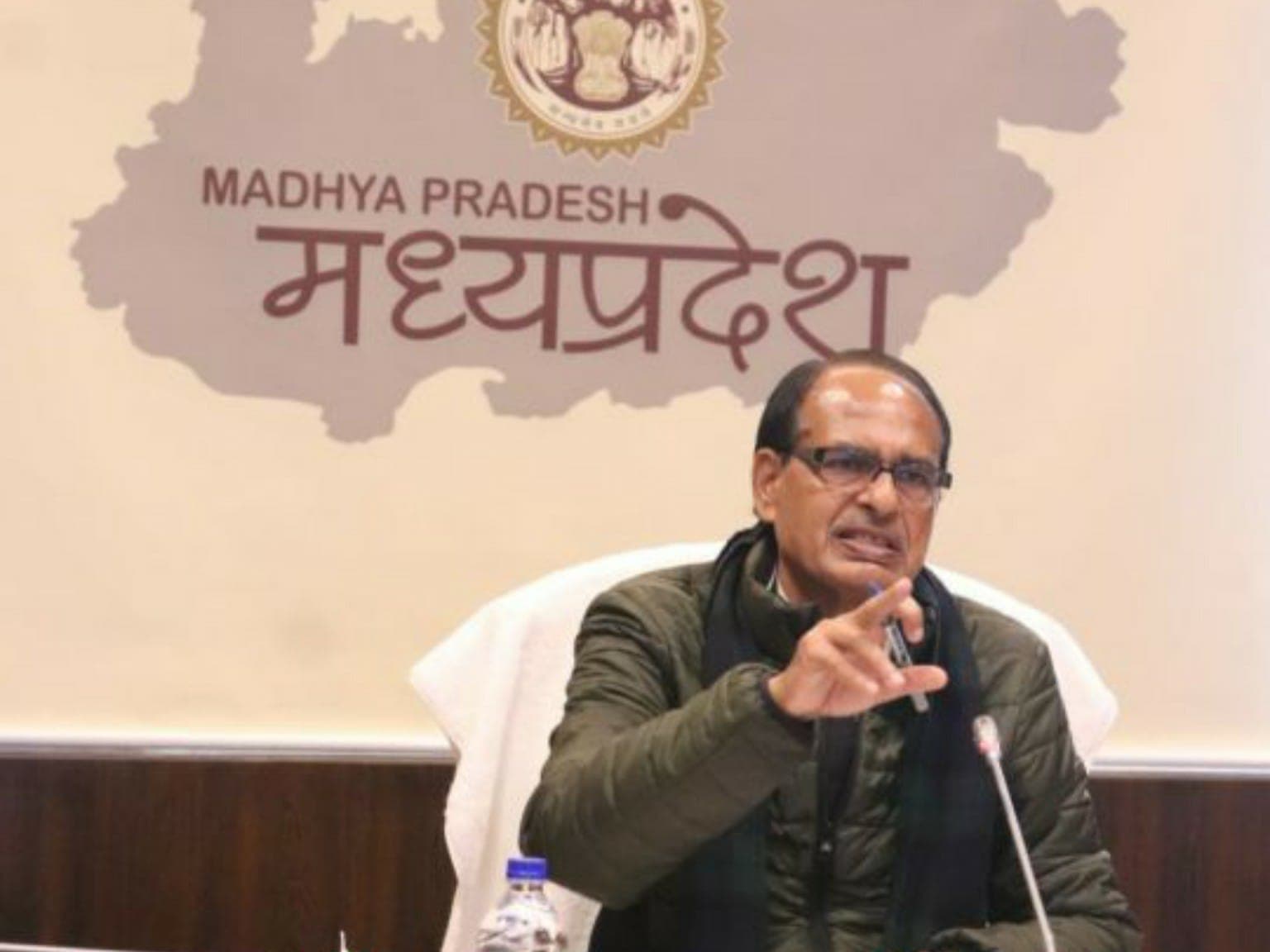 पंचायत चुनावों से पहले सीएम शिवराज की बड़ी घोषणा, पंचायतों को दिए प्रशासकीय अधिकार