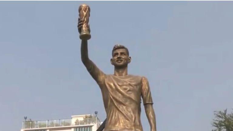 Lionel Messi’s Kolkata visit turns chaotic: Fans throw bottles, tear posters at Salt Lake Stadium; star leaves in 10 minutes