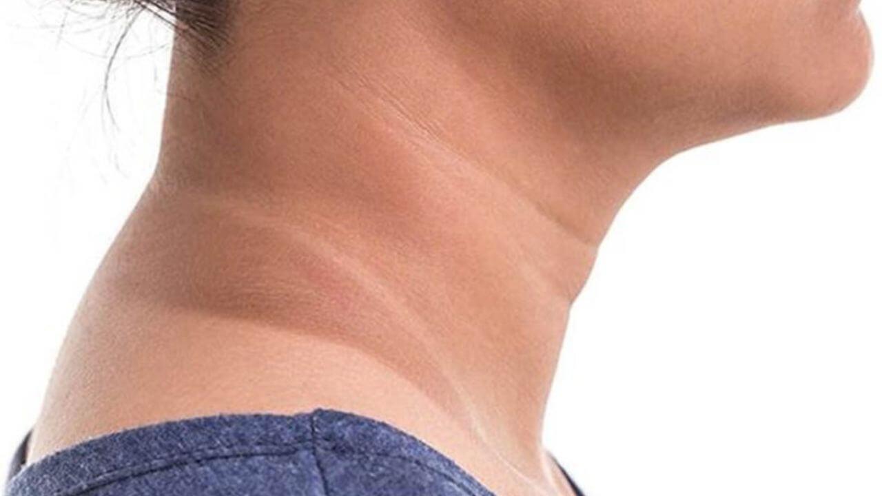 चेहऱ्यापेक्षा मान फारच काळी पडलीय? ‘हे’ घरगुती उपाय दूर करतील टॅनिंग