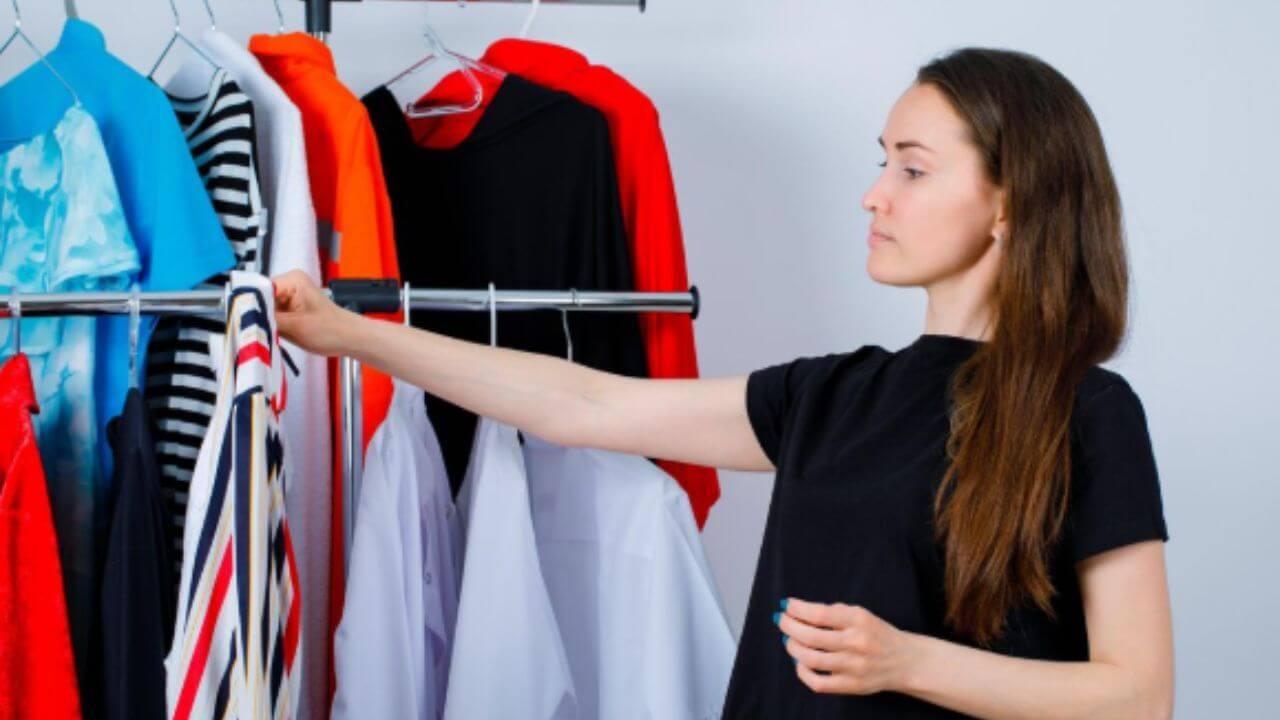 महागडे कपडे घरीच करा ड्राय क्लीन, एकदम नव्यासारखे चमकतील