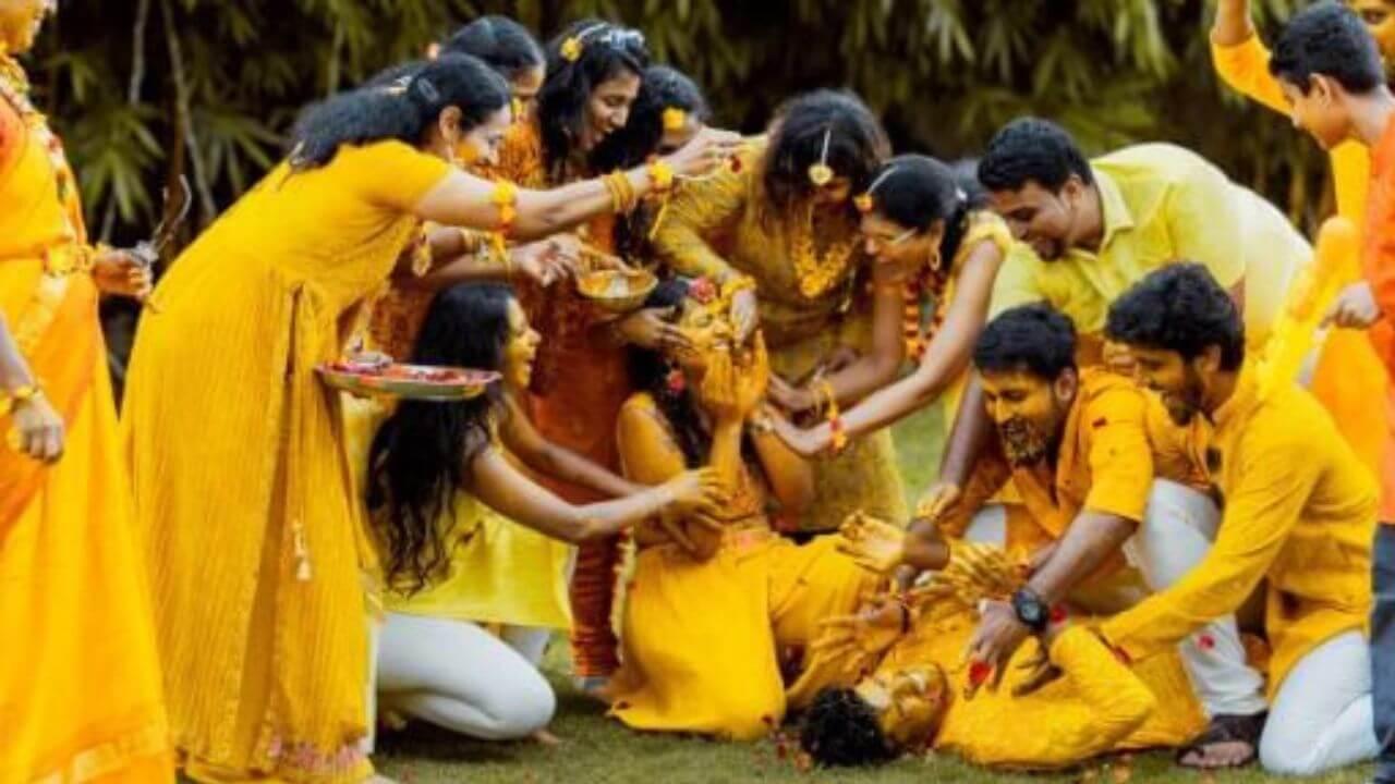 लग्नात हळद का महत्वाची असते? कारण जाणून दंग व्हाल