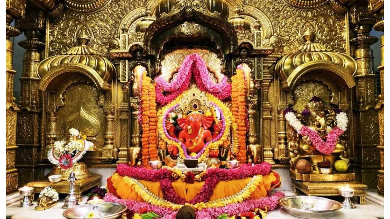 Sankashti Chaturthi 2026 : आज संकष्टी चतुर्थीला करा ‘या’ मंत्रांचा जप, संकटे होतील दूर…