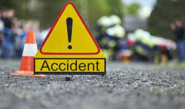 Road Accident : आपस में भिड़ी दो बाइक, एक की मौत, एक घायल