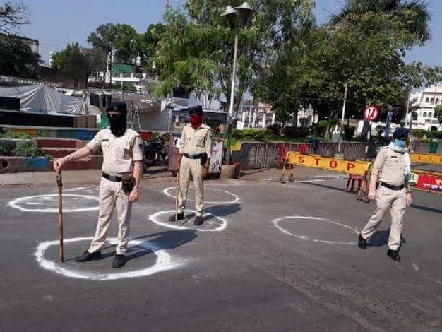आज से दिल्ली Unlock की ओर, इन राज्यों में लॉकडाउन बढ़ा