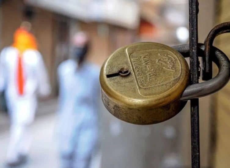 इंदौर में 5 दिन बढ़ाया गया कोरोना कर्फ्यू, कलेक्टर ने जारी किए आदेश
