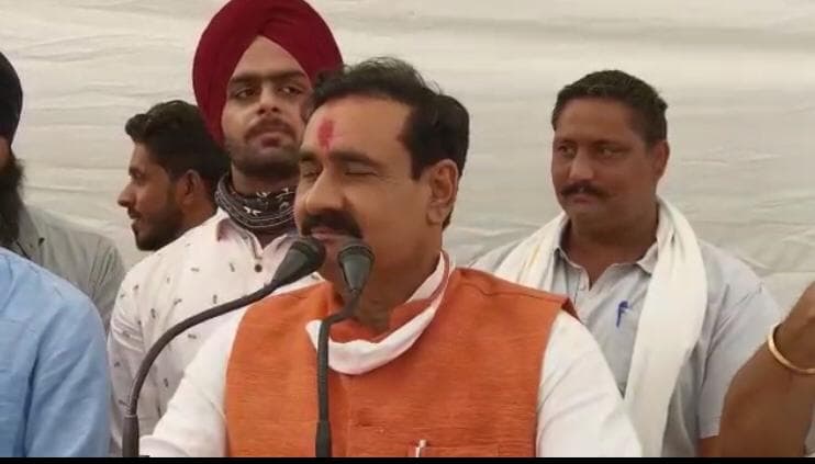 नरोत्तम मिश्रा का ममता बनर्जी पर कड़ा प्रहार, पूछा- खेला होबे कि रोजगार होबे