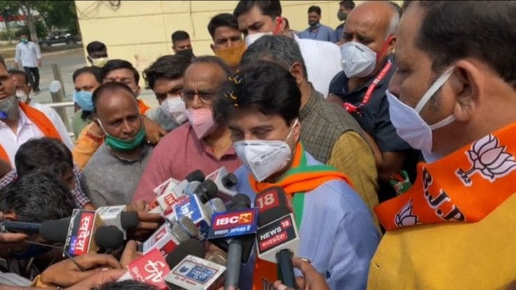 सिंधिया का हमला, कमलनाथ को थी सिर्फ तिजोरी और कुर्सी की चिंता, विकास के नाम पर की गद्दारी