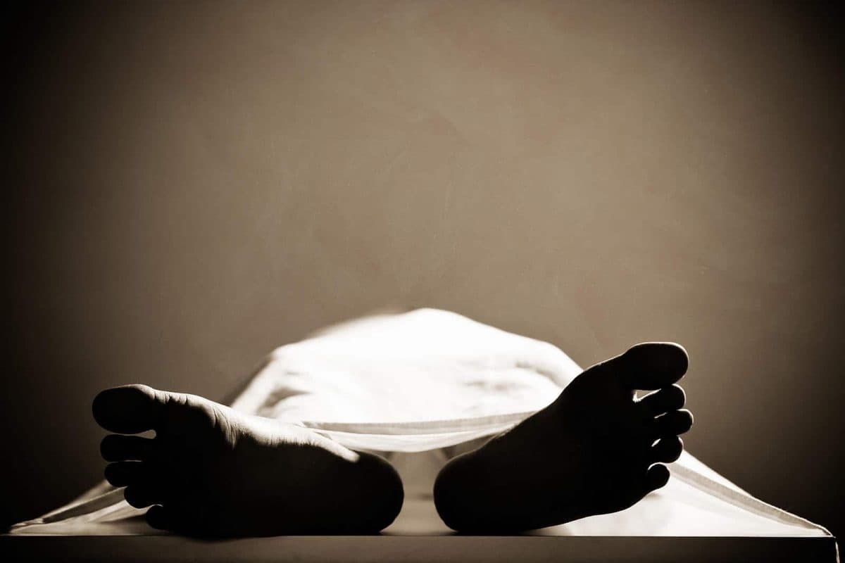 खंडवा: अस्पताल ने सौंपा शव, रास्ते में मरीज के जिंदा होने का हुआ खुलासा, जाने मामला