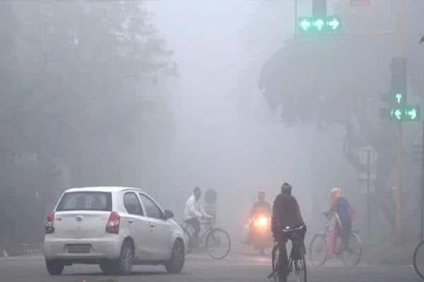 MP Weather: तापमान में गिरावट से बढ़ी ठिठुरन, इन जिलों में आज बारिश की संभावना
