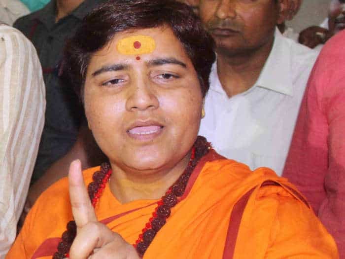 सांसद प्रज्ञा ठाकुर के विवादित बोल, कहा- पश्चिम बंगाल में ताड़का की सरकार