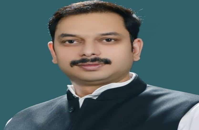 प्रवीण पाठक का शिवराज सिंह चौहान से सवाल- आखिर कब गाड़ेंगे?, कांग्रेस की जांच समिति गठित