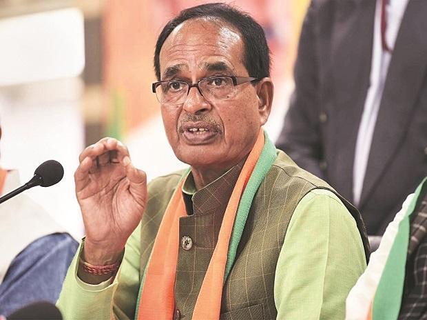एक्शन मे शिवराज सिंह चौहान- शिकायतों के बाद हटाए गये PWD ईएनसी