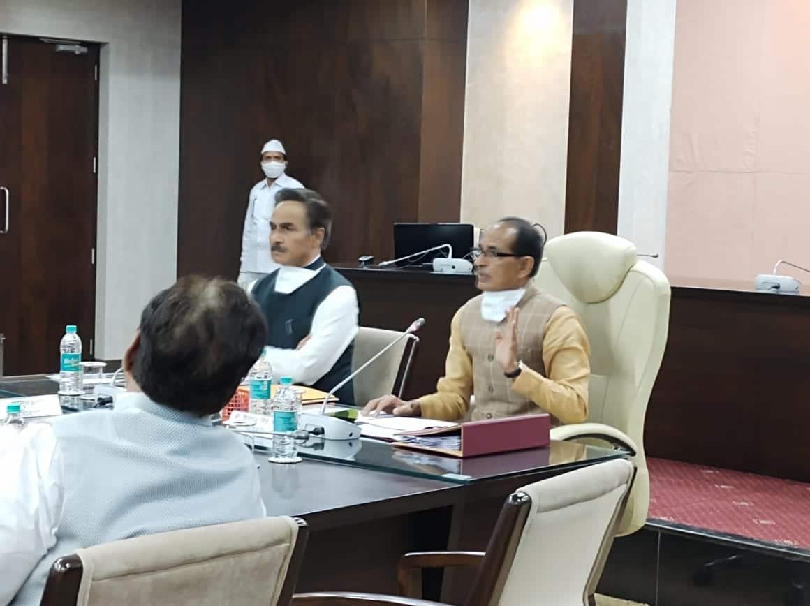 मप्र में जल्द होगी तकनीशियनों की संविदा भर्ती, सीएम शिवराज सिंह ने दिए निर्देश