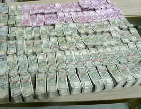 कांग्रेस MLA डागा के ठिकानों पर IT रेड, 450 करोड़ रुपए की अघोषित संपत्ति का पर्दाफाश