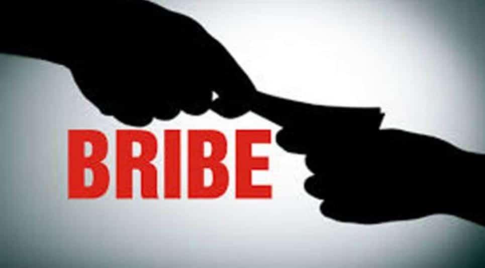 Bribe : लोकायुक्त के शिकंजे में फंसा एएसआई, रिश्वत लेते रंगेहाथों धराया