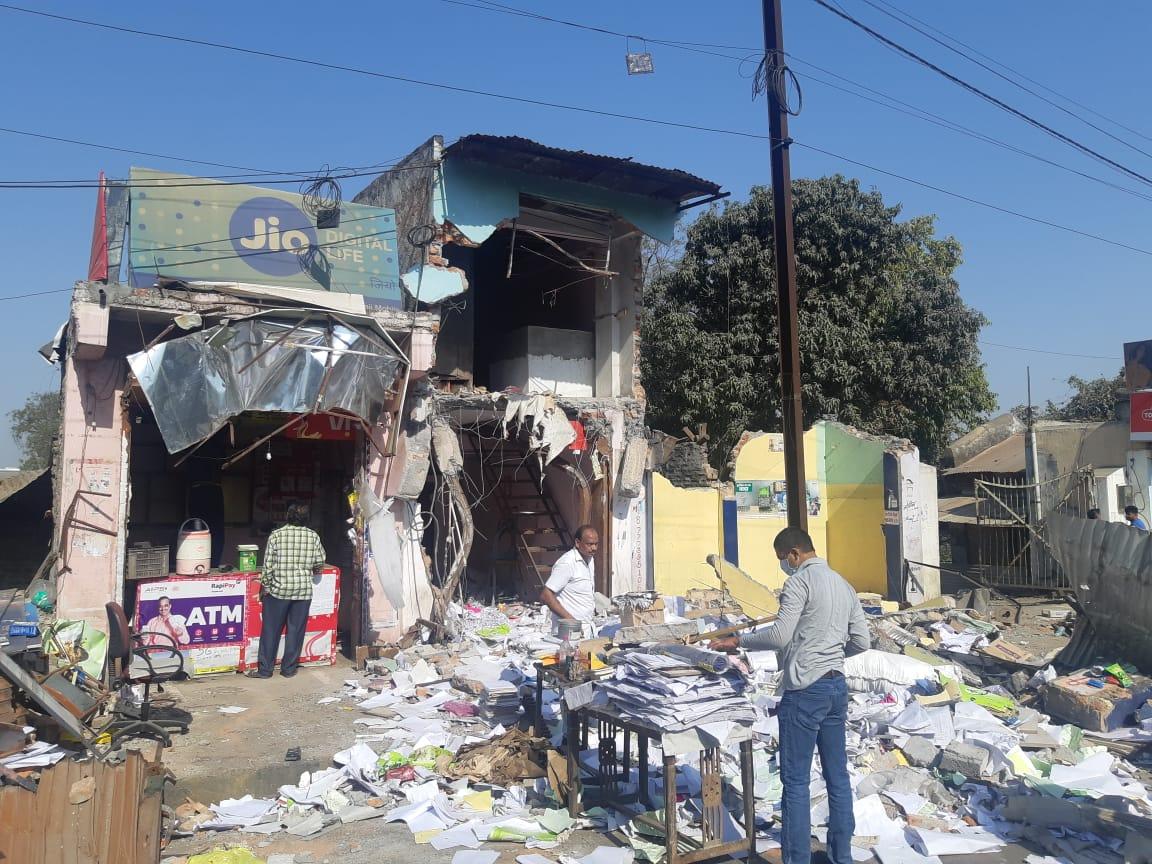 Ujjain News: अतिक्रमण मुक्त हुई उज्जैन की 400 करोड़ की बेशकीमती जमीन