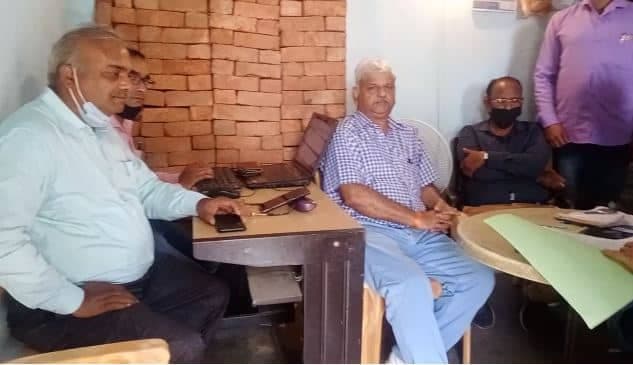 Shivpuri News: लोकायुक्त के जाल में फंसा पटवारी, रिश्वत लेते रंगे हाथों गिरफ्तार