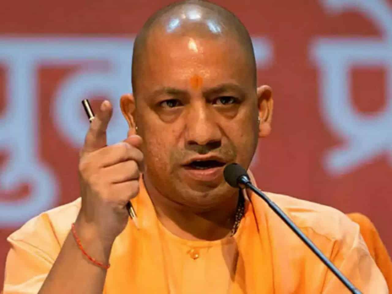 उत्तर प्रदेश में 2 दिन और बढ़ा लॉक डाउन, अब 6 मई तक जारी रहेगा प्रतिबंध