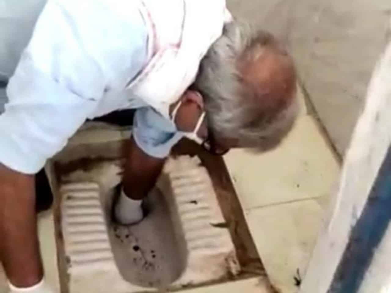 जब गंदे पड़े टॉयलेट को भाजपा सांसद ने हाथ से किया साफ , वीडियो वायरल