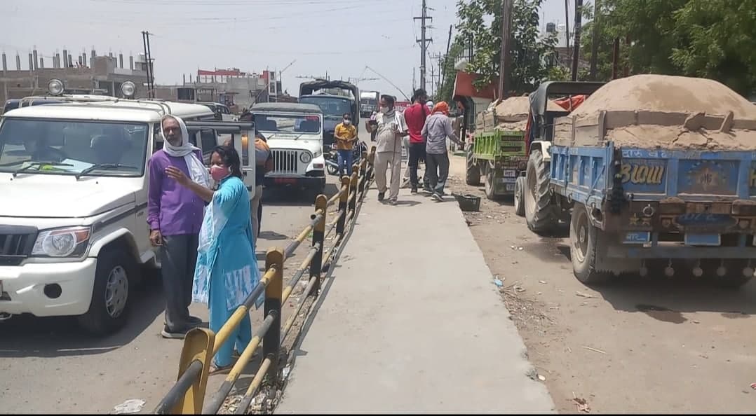 मुरैना में एसडीओ की ताबड़तोड़ कार्यवाही में 7 ट्रैक्टर ट्रॉली जब्त, माफियाओं में दहशत का माहौल