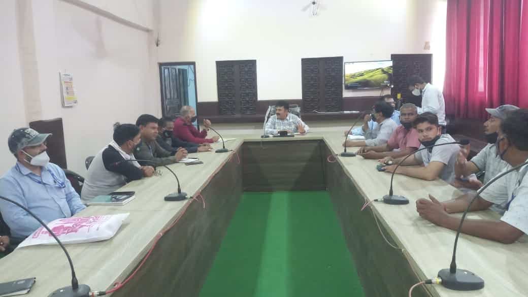 मुरैना : साफ-सफाई को लेकर निगमायुक्त ने अधिकारियों को दिए सख्त निर्देश, लापरवाही नहीं होगी बर्दाश्त