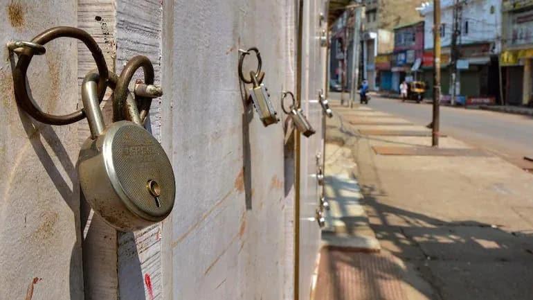 मध्य प्रदेश के इन जिलों में जारी रहेगी सख्ती, बढ़ाया गया कोरोना कर्फ्यू
