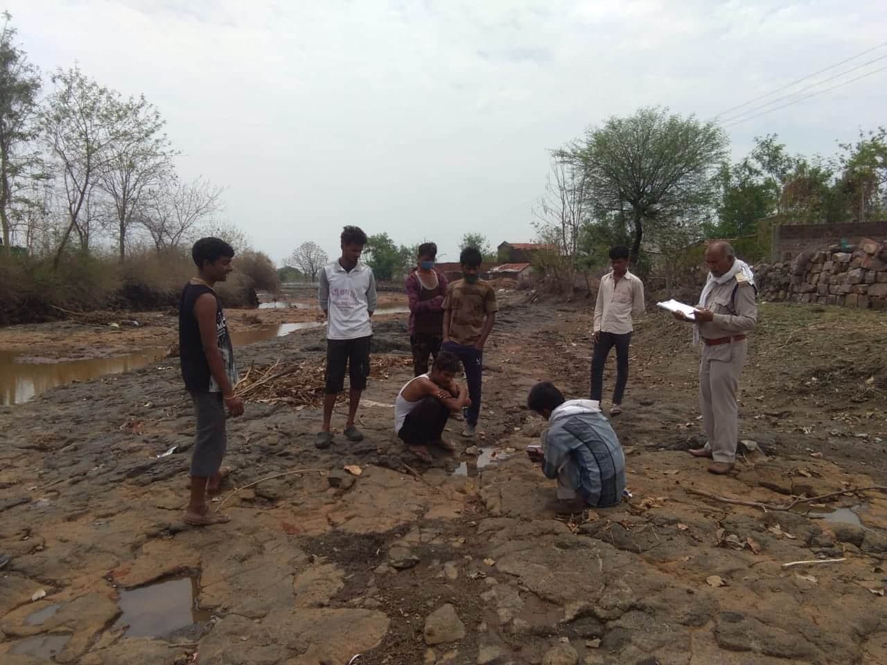 सागर के सुरखी में नाले में मिला नवजात का शव, क्षेत्र में फैली सनसनी