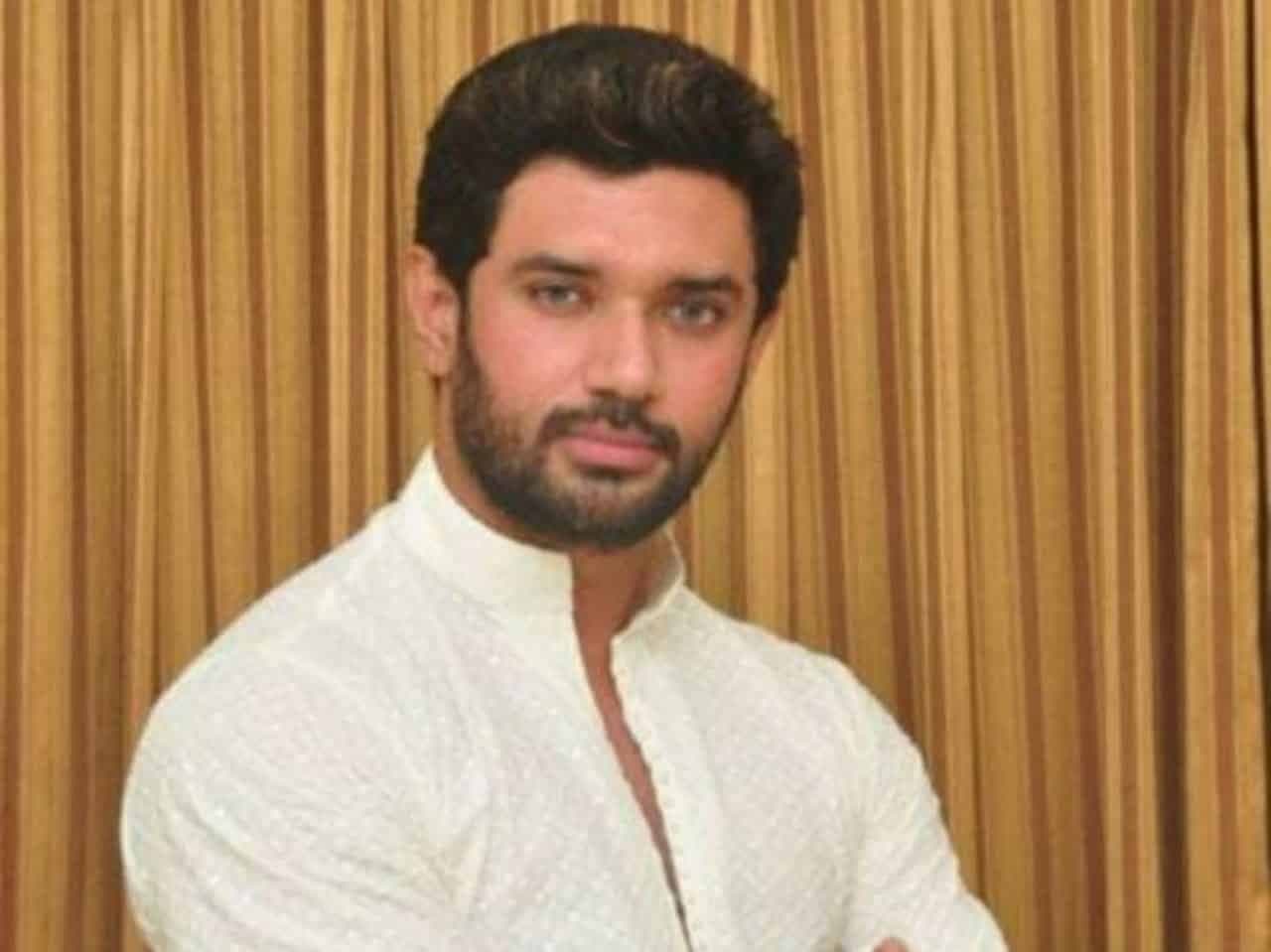 राम विलास पासवान की पार्टी LJP बिखरी, अकेले पड़े चिराग, 5 सांसदों ने बनाया अलग गुट